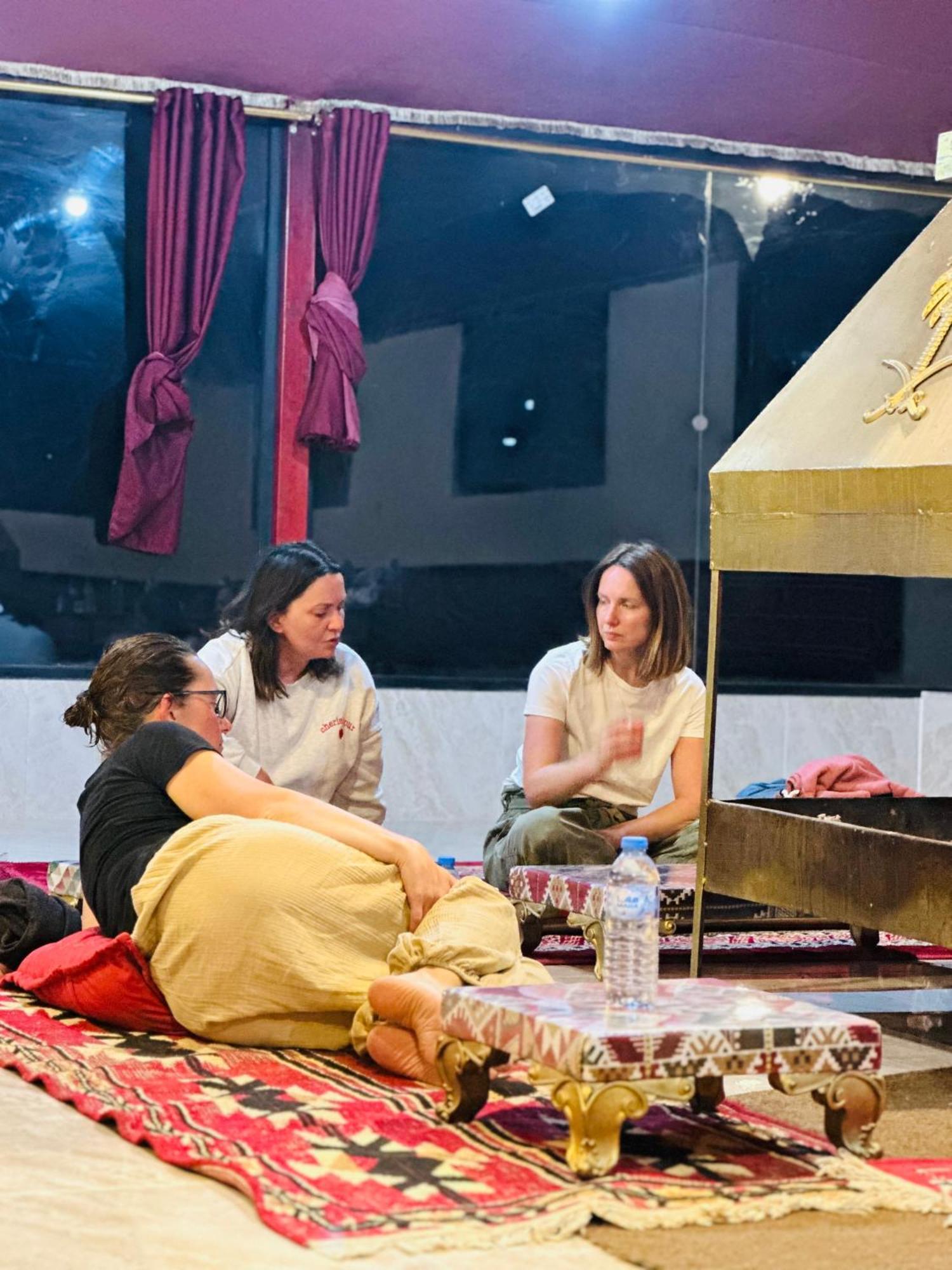 Wadi Rum Sunrise Camp ภายนอก รูปภาพ